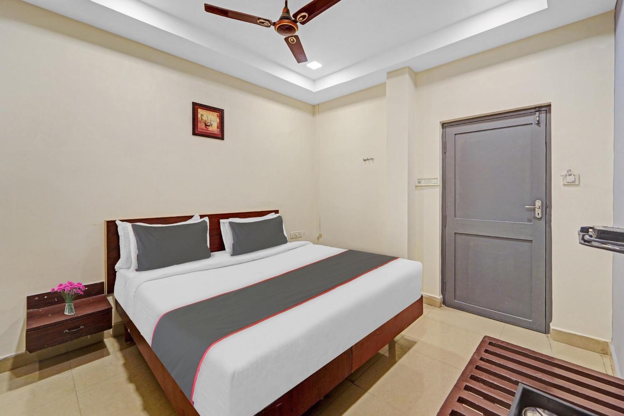 โอโย 47526 โฮเต็ล หิมาลัย เรซิเดนซี Hotel เชนไน ภายนอก รูปภาพ