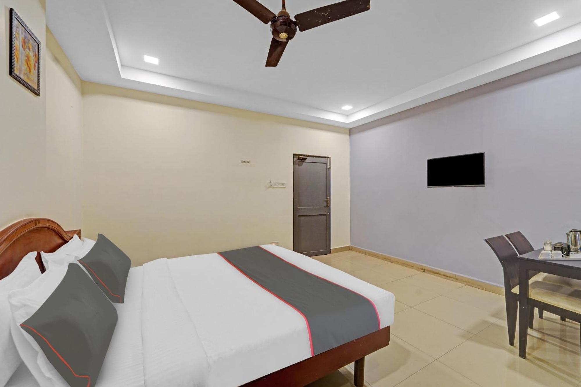 โอโย 47526 โฮเต็ล หิมาลัย เรซิเดนซี Hotel เชนไน ภายนอก รูปภาพ